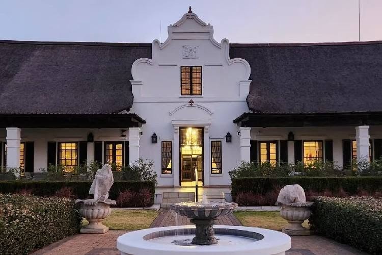 /uploads/africa-listings/gallery/thumbs/KievitsKroonGautengWineEstate-kievits9-jpg-Gallery-2026-07-16.jpg