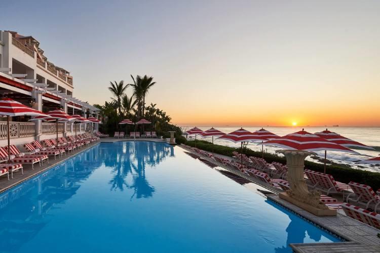 /uploads/africa-listings/gallery/thumbs/TheOysterBox-Umhlanga-oyster1-jpg-Gallery-2025-10-02.jpg