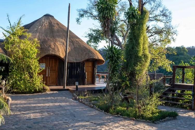 /uploads/big-listings/gallery/thumbs/BushriverLodge-Hoedspruit-bushriver2-jpg-Gallery-2025-06-10.jpg